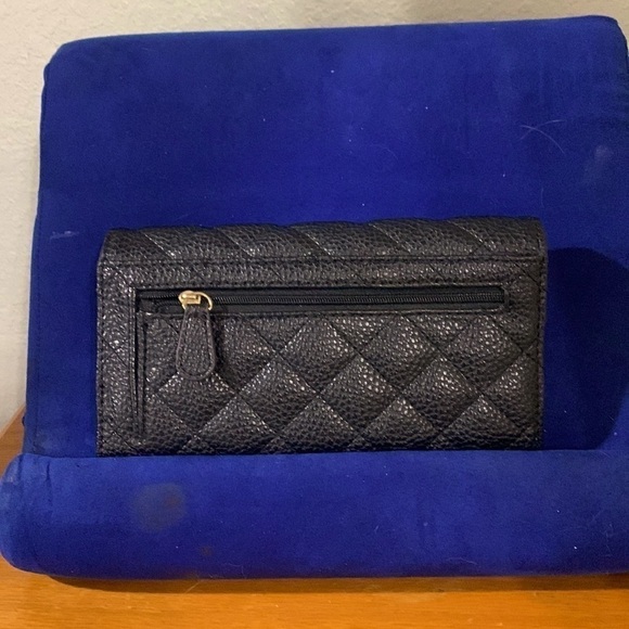 Anne Klein quilted threefold wallet - Picture 2 of 6